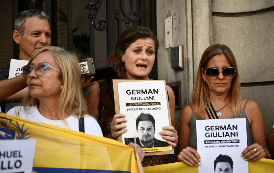 Abogado argentino detenido en Venezuela clama: 'Temo por mi vida'