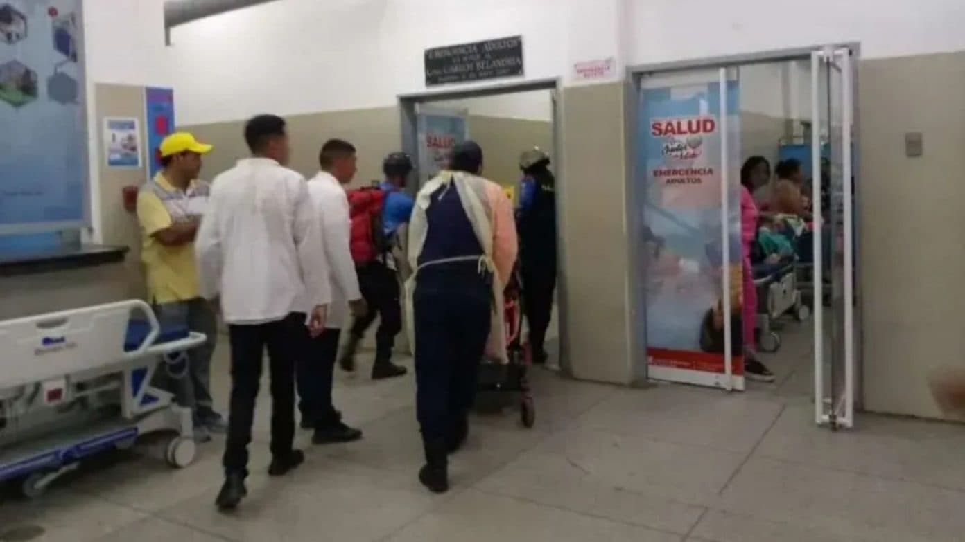 Intoxicación en Liceo de Barinas: 29 Personas Hospitalizadas