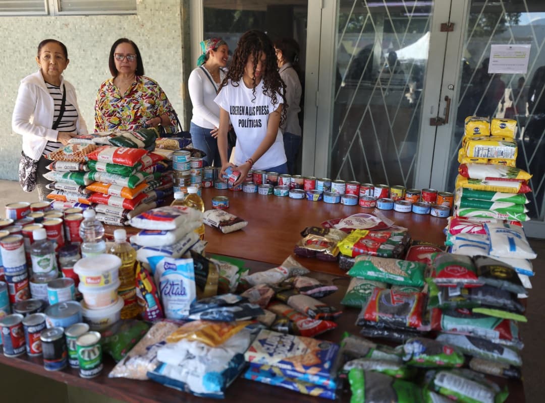 Recolección de Insumos en la UCV para Apoyar a Familias de Presos Políticos