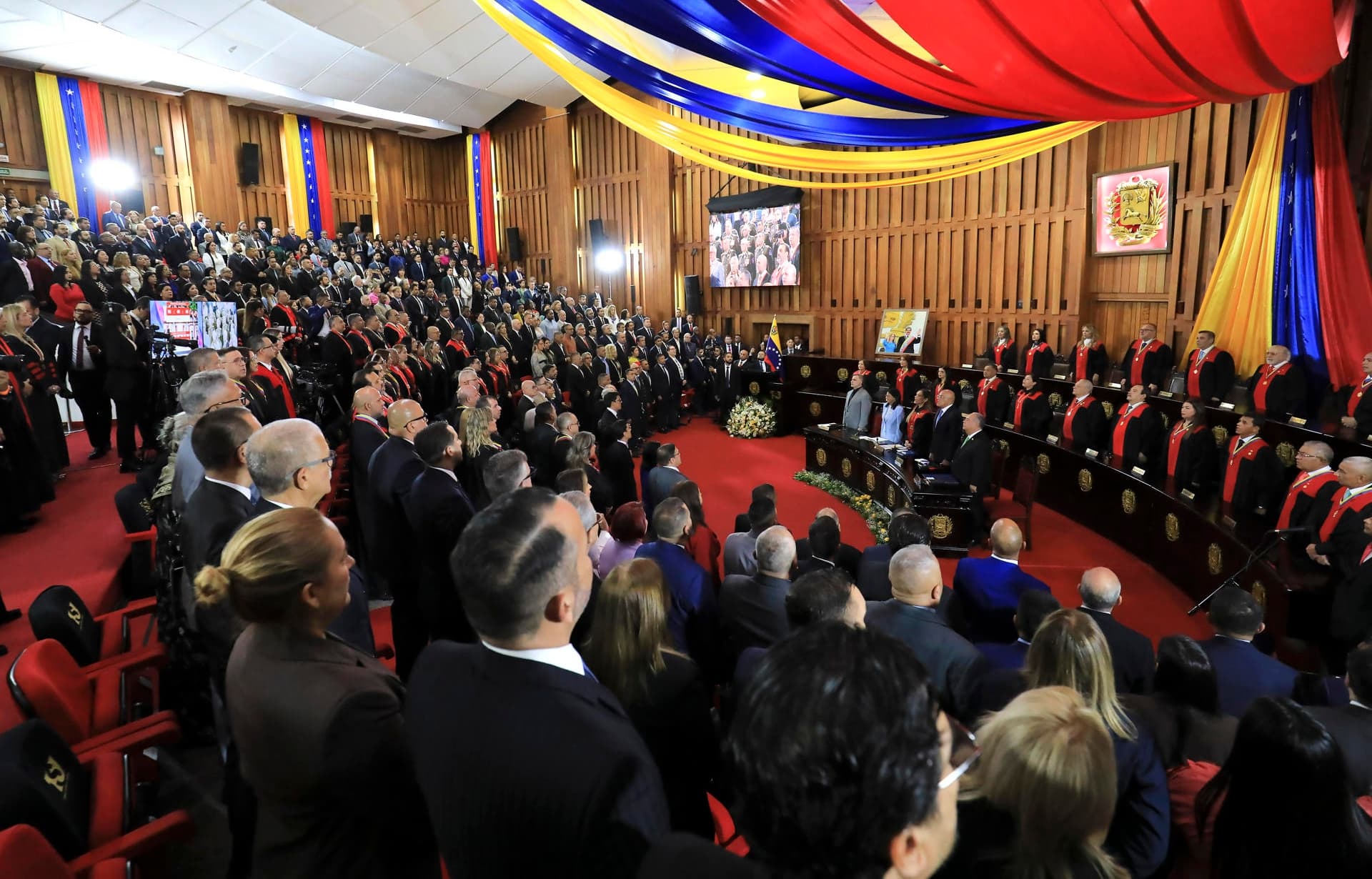 Chavismo Enfrenta Crisis: Resistencia y el Fin del Miedo en Venezuela