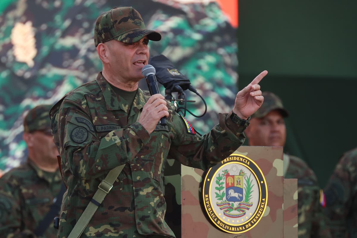 La FANB apoya el esfuerzo de Delcy Rodríguez para promover la "unión nacional"