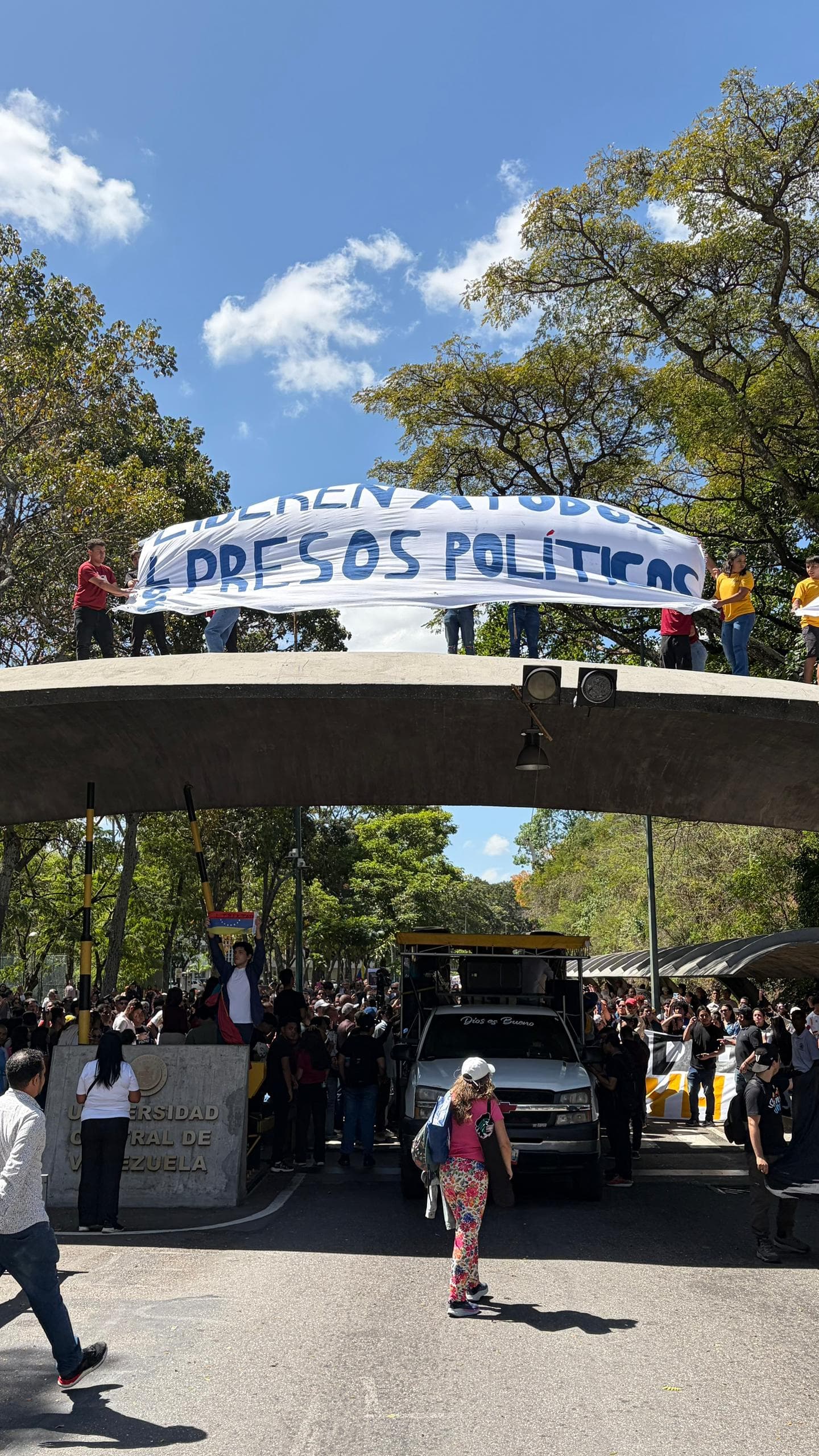 Estudiantes de UCV exigen amnistía integral para procesos políticos