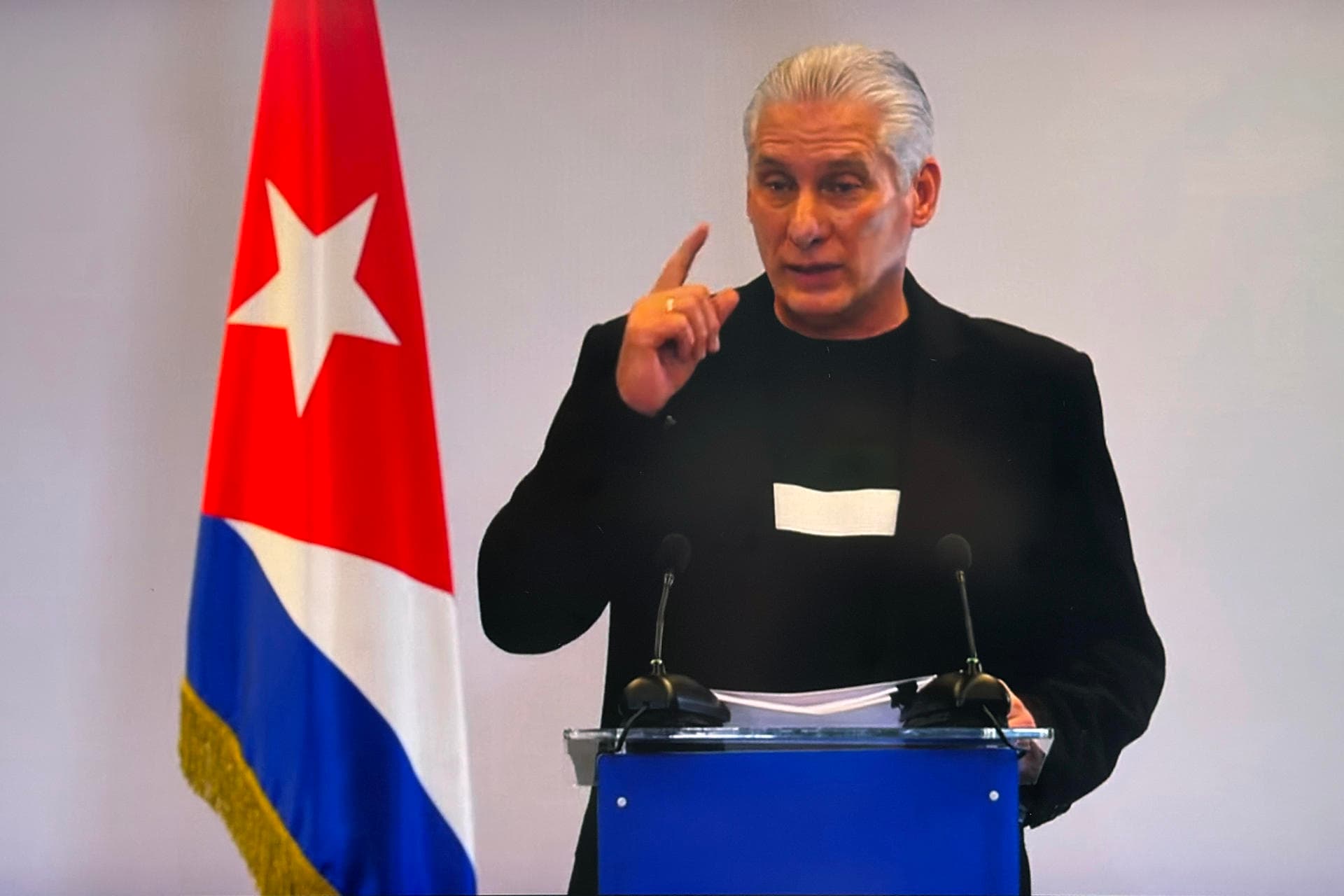 Díaz-Canel Abre la Puerta a un Diálogo con EE. UU. desde Cuba
