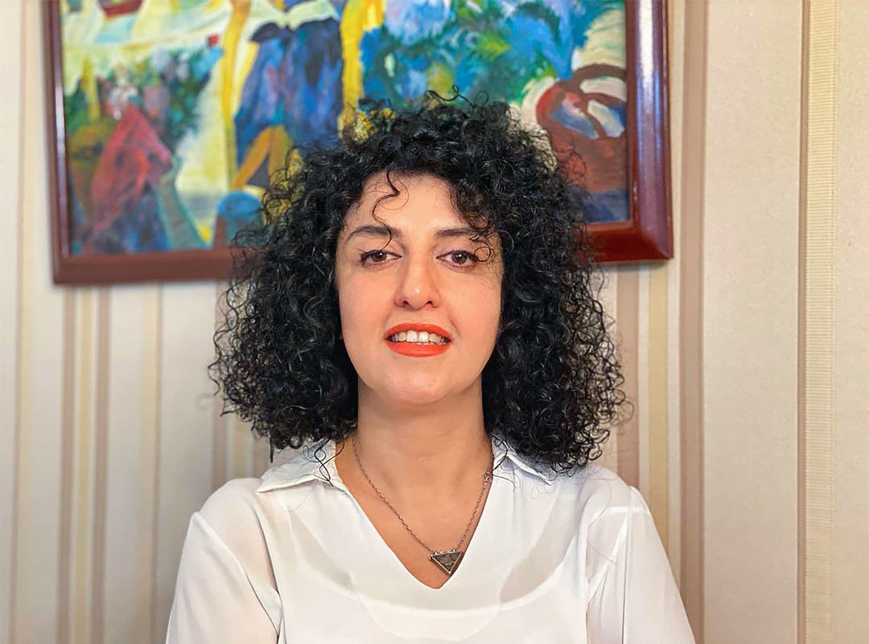 Urgente: Solicitan atención médica para Narges Mohammadi, Premio Nobel de Paz en Irán