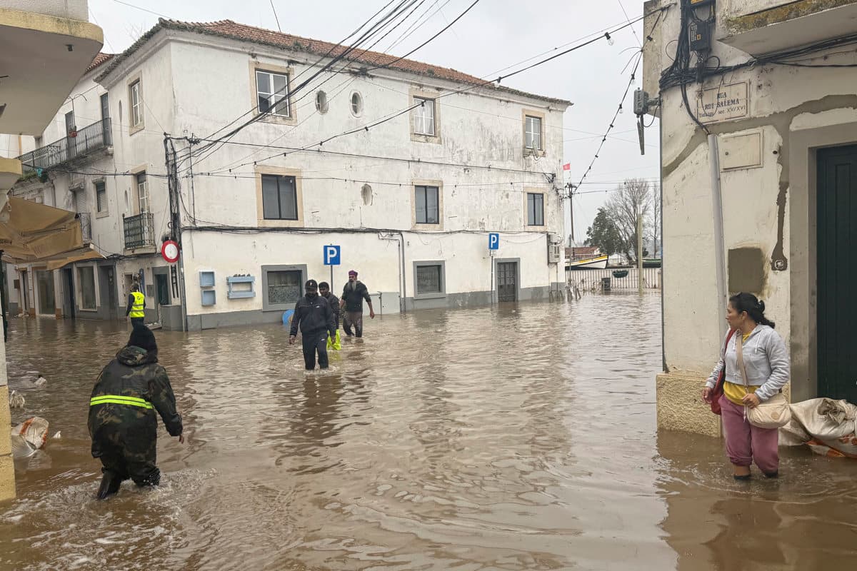 3.600 Personas Evacuadas en Portugal por Riesgo de Desbordamiento del Río Mondego