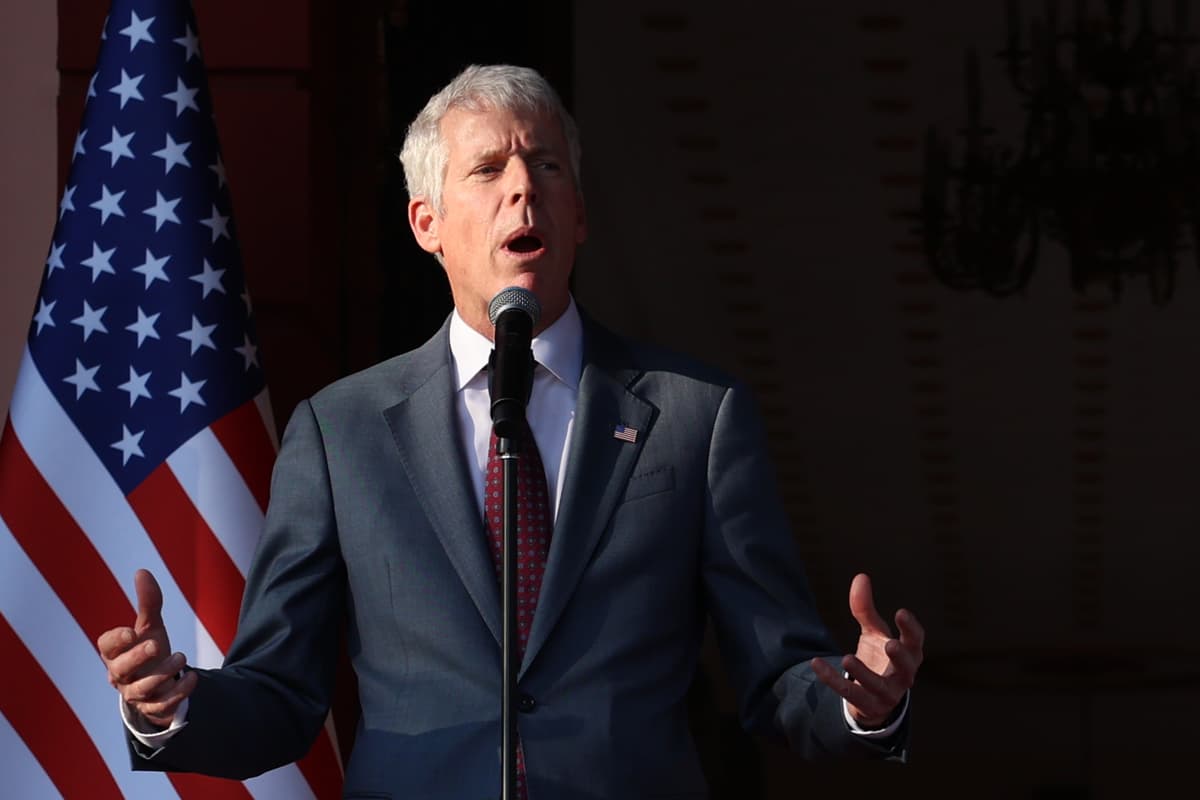 Chris Wright: Un llamado a la colaboración para liberar a Venezuela