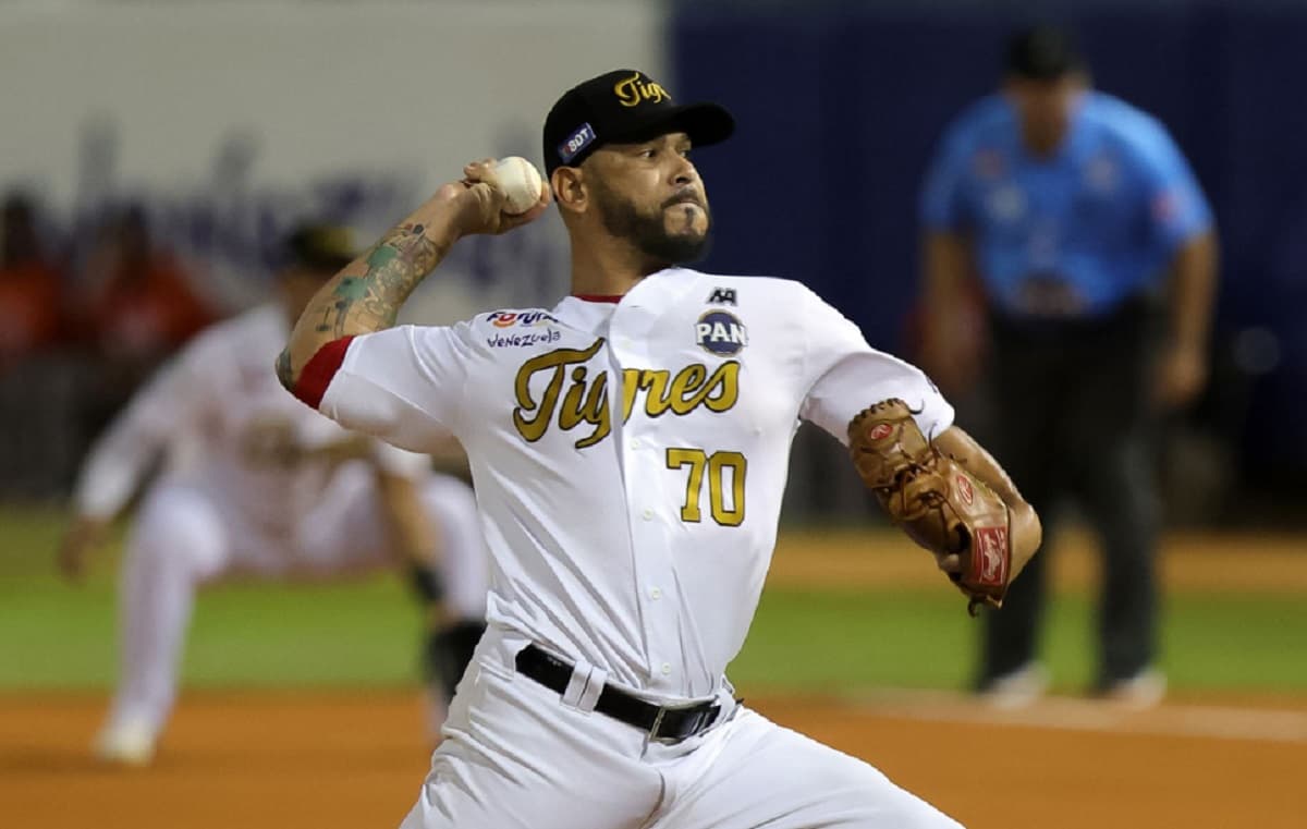 Guillermo Moscoso se despide del béisbol profesional tras brillante carrera