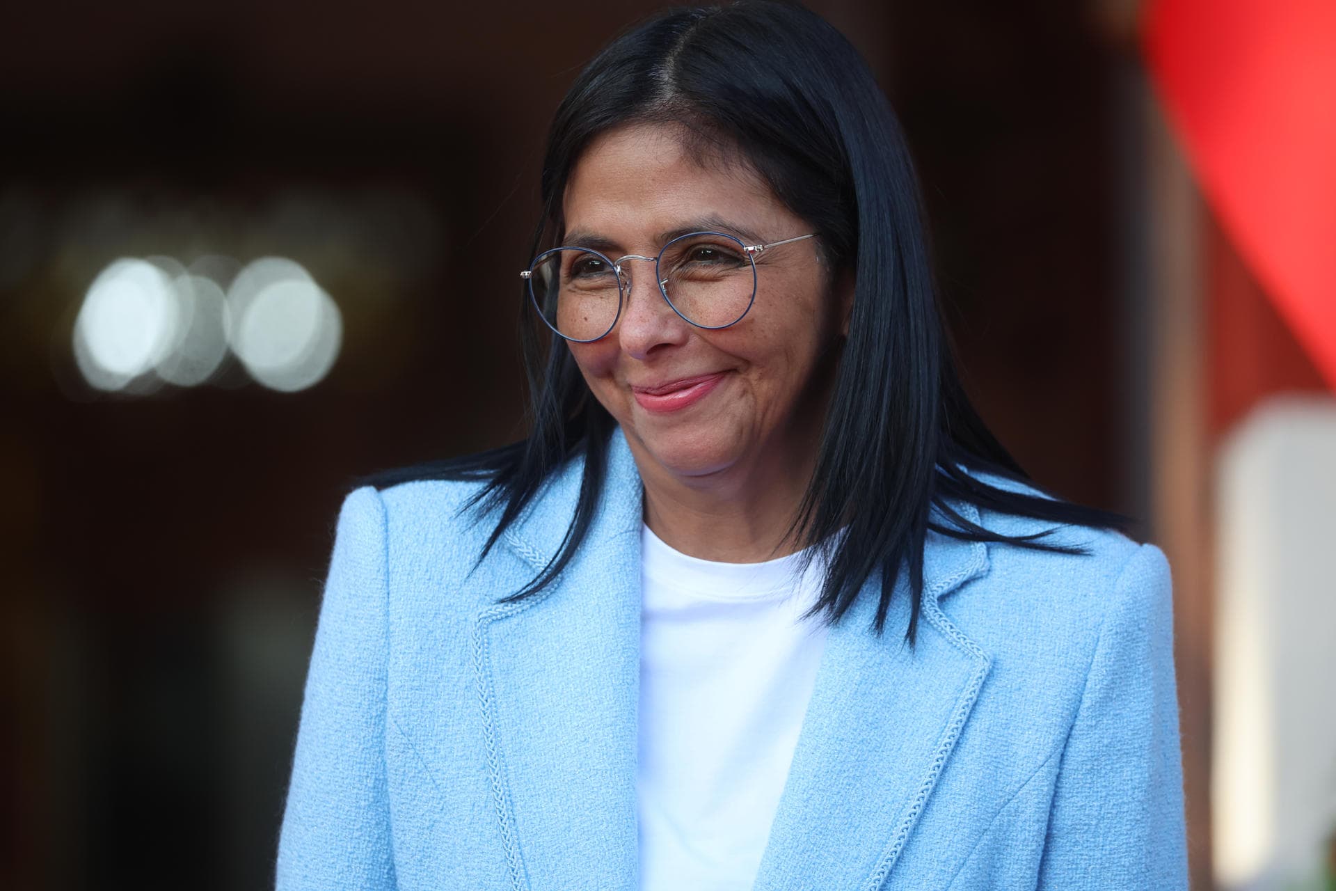 Delcy Rodríguez asegura elecciones libres en Venezuela, pero sin plazos
