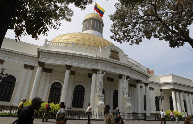 La importancia de los partidos políticos en la democracia venezolana