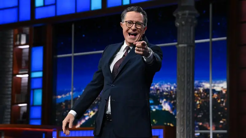 Stephen Colbert denuncia censura en CBS por temor a reguladores