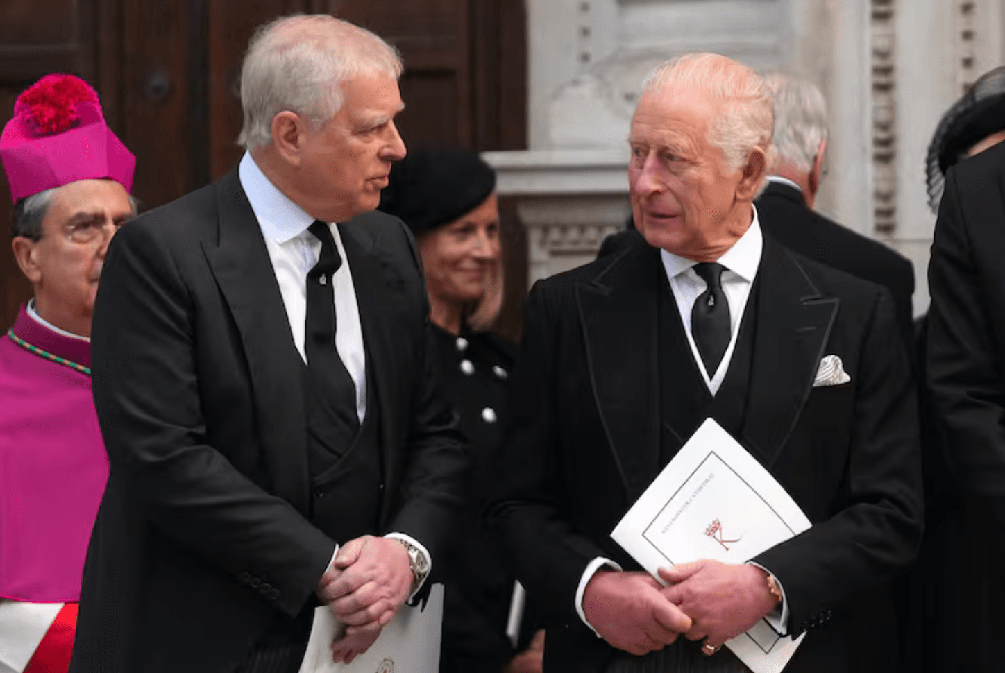 El arresto del expríncipe Andrés sacude los cimientos de la monarquía británica