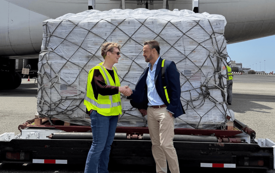 Venezuela recibe 65.000 kilos de suministros médicos de EE UU