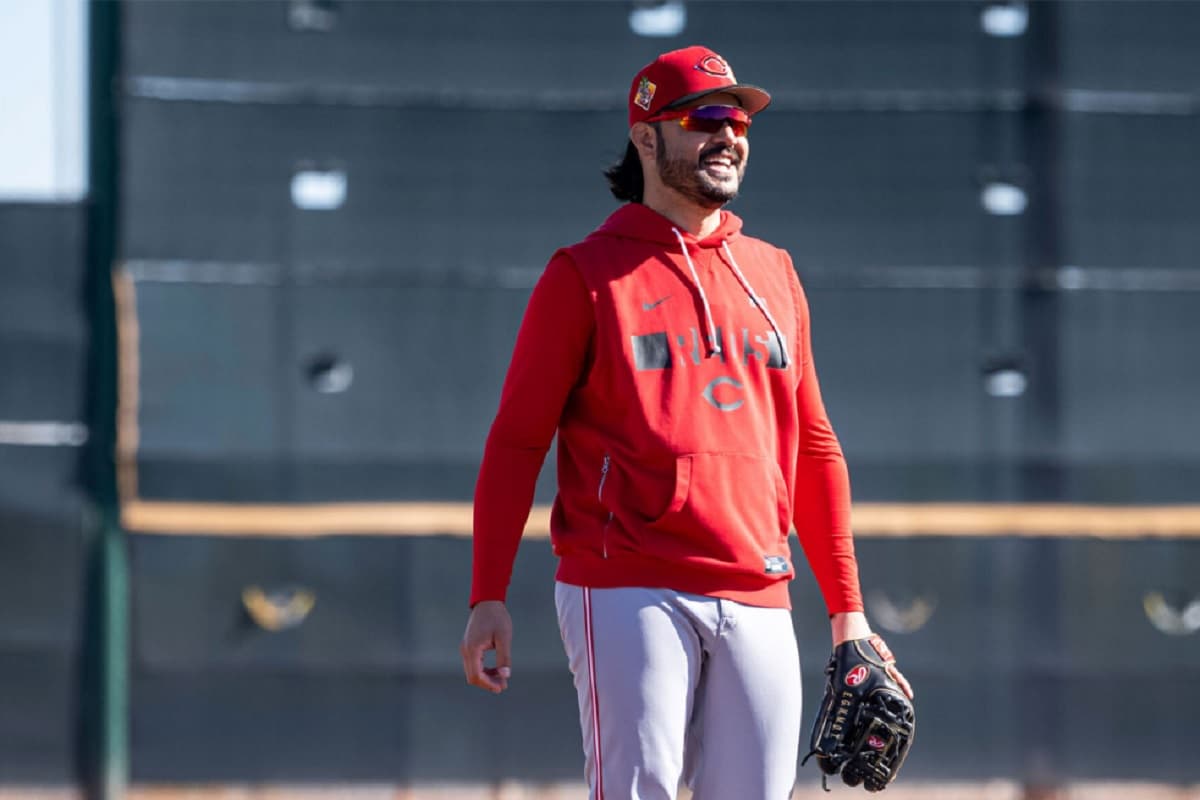 Eugenio Suárez Regresa a los Rojos y Expresa su Emoción por el Reencuentro