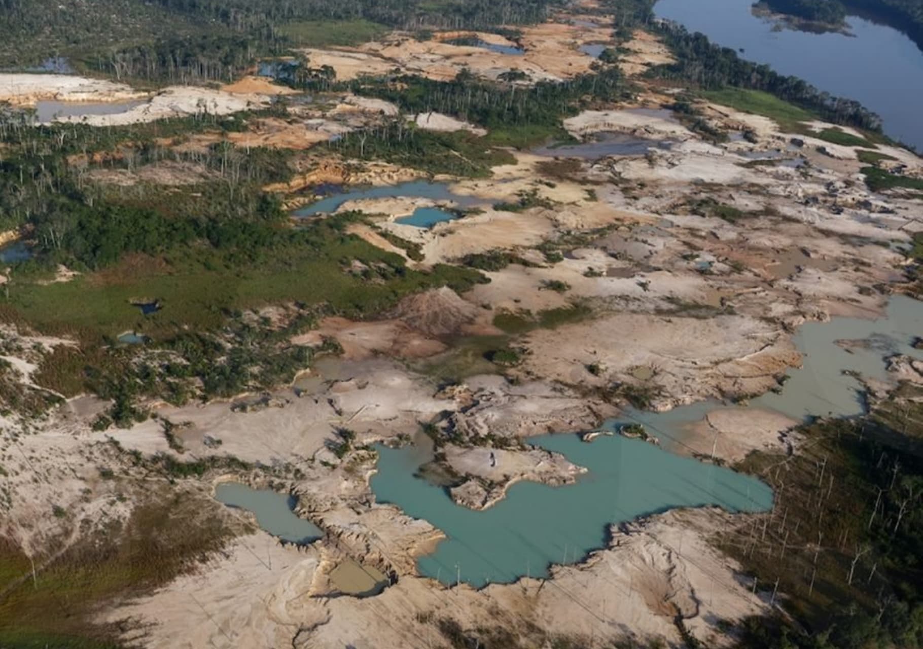 Arco Minero del Orinoco: Una Década de Ecocidio y Despojo Indígena