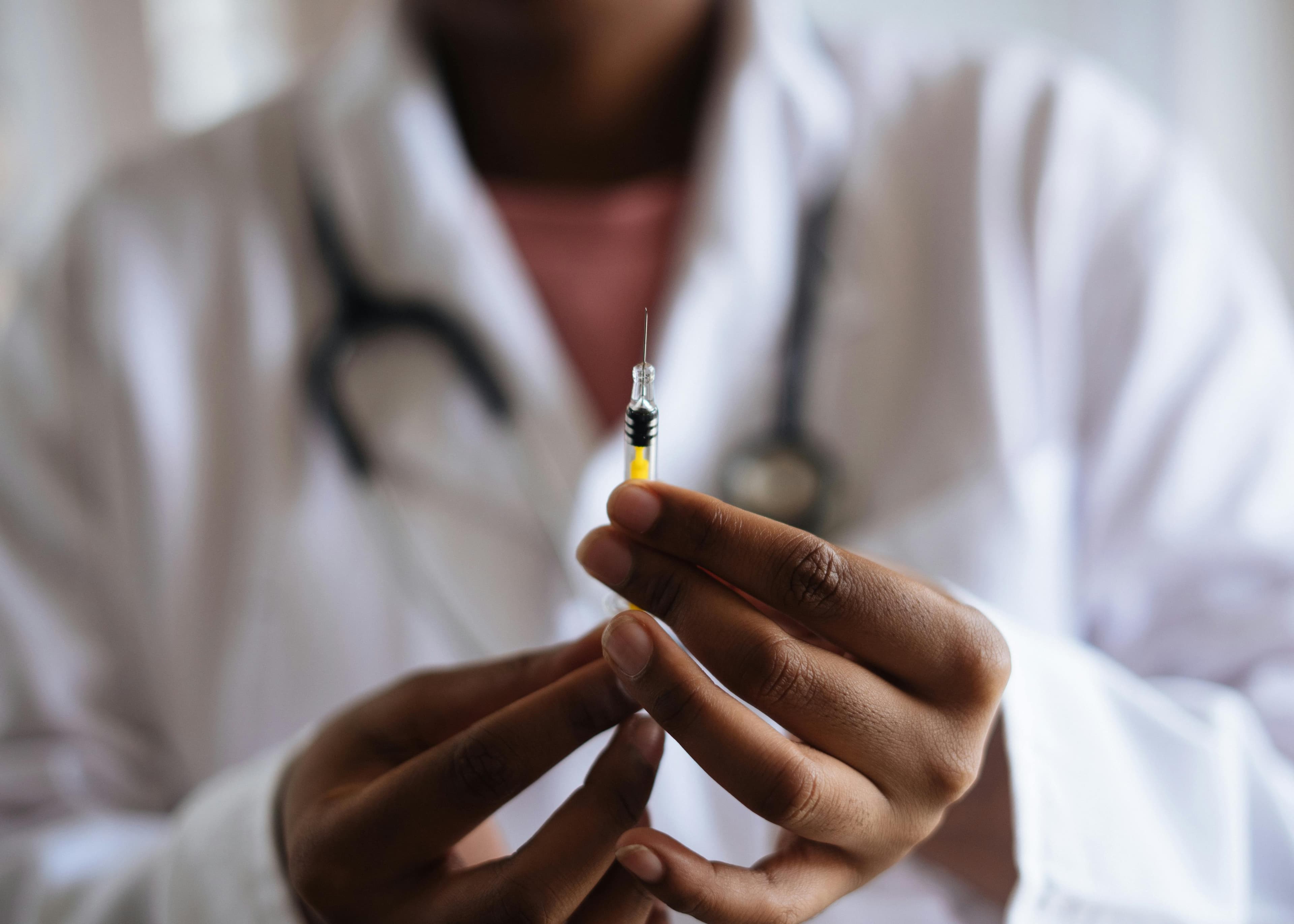 Gobierno anuncia adquisición de vacunas contra fiebre amarilla en Venezuela