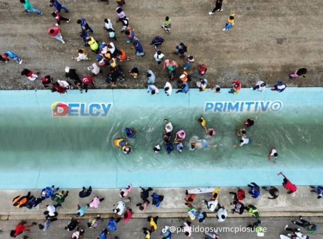 Delcy Rodríguez y la controvertida piscina pública en Portuguesa