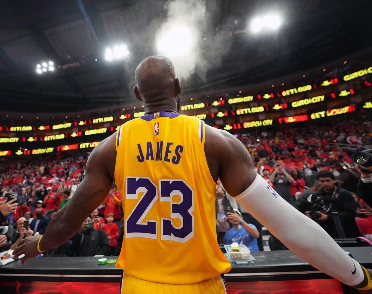 LeBron James podría unirse a los Warriors: ¿un movimiento familiar?