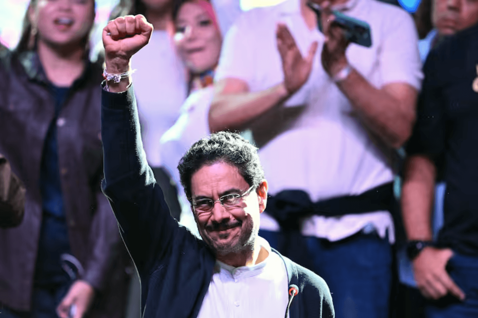 Iván Cepeda critica medidas de seguridad del presidente electo de Colombia