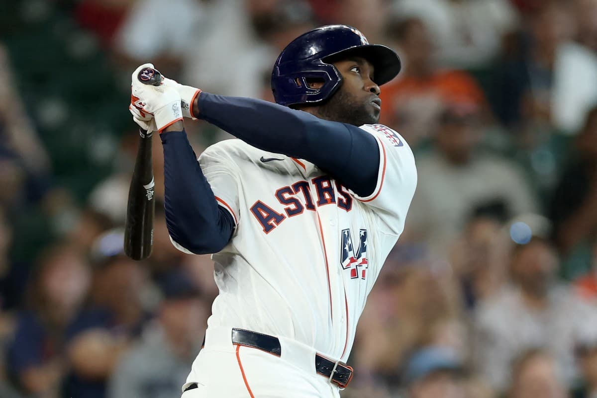 Yordan Álvarez y Otto López: Estrellas Venezolanas en la MLB