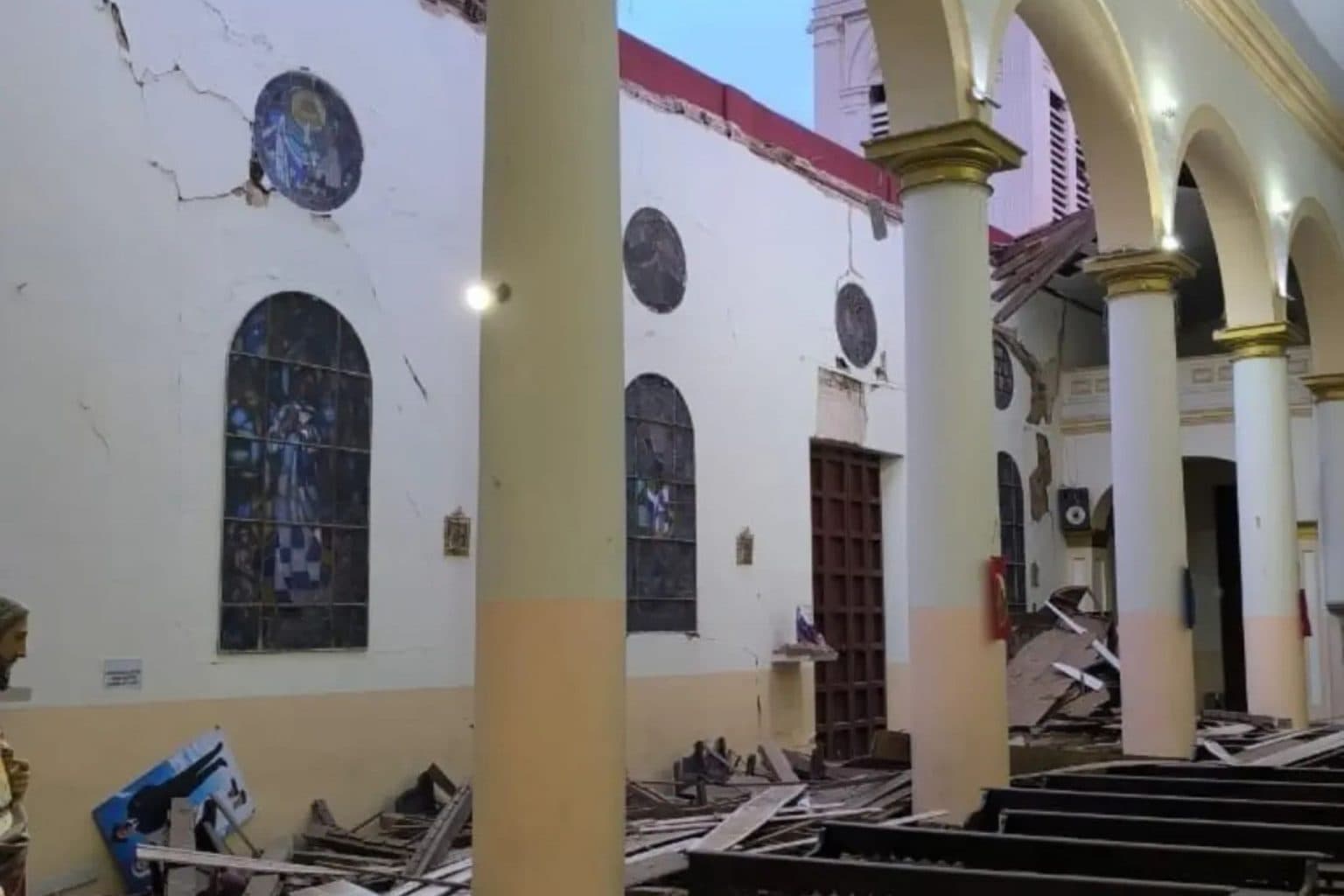 Terremotos causan daños en 25 iglesias de Caracas: peligra la fe