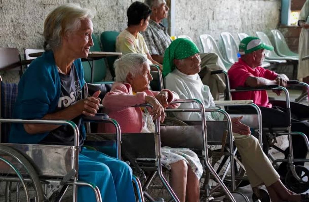 Convite Aboga por Atención Prioritaria a Adultos Mayores Damnificados