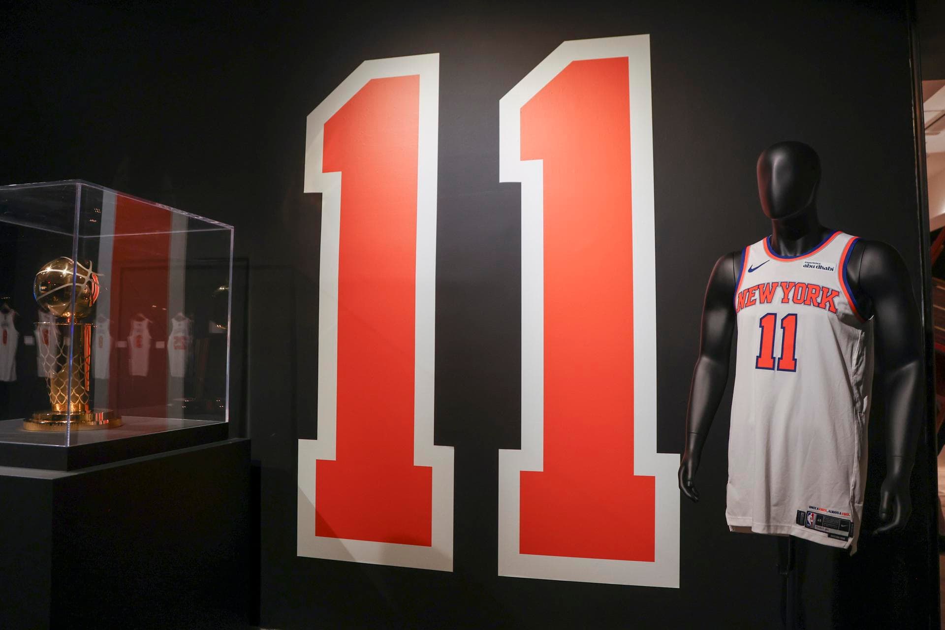 Camiseta de Jalen Brunson se subasta por más de un millón de dólares