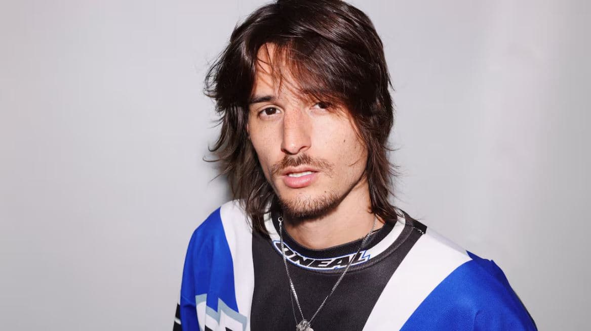 Danny Ocean se une a causa educativa para niños en Venezuela