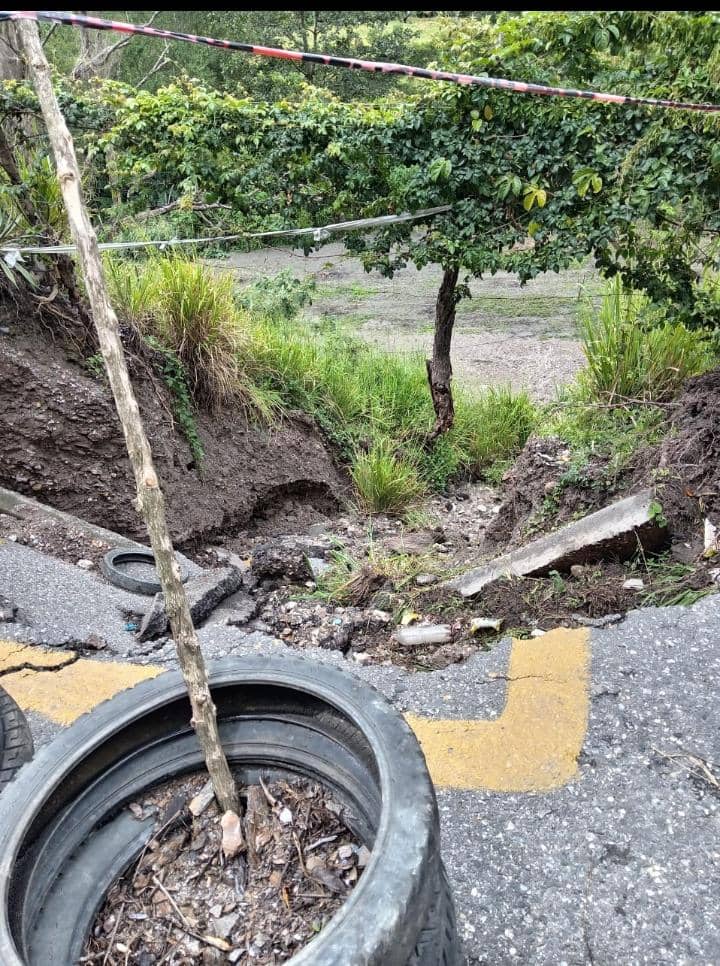 Urgente: Peligro inminente de colapso de vía en Río Claro, Lara