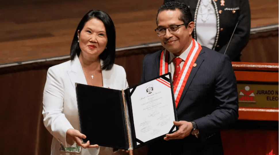 Keiko Fujimori hace historia como presidenta electa de Perú