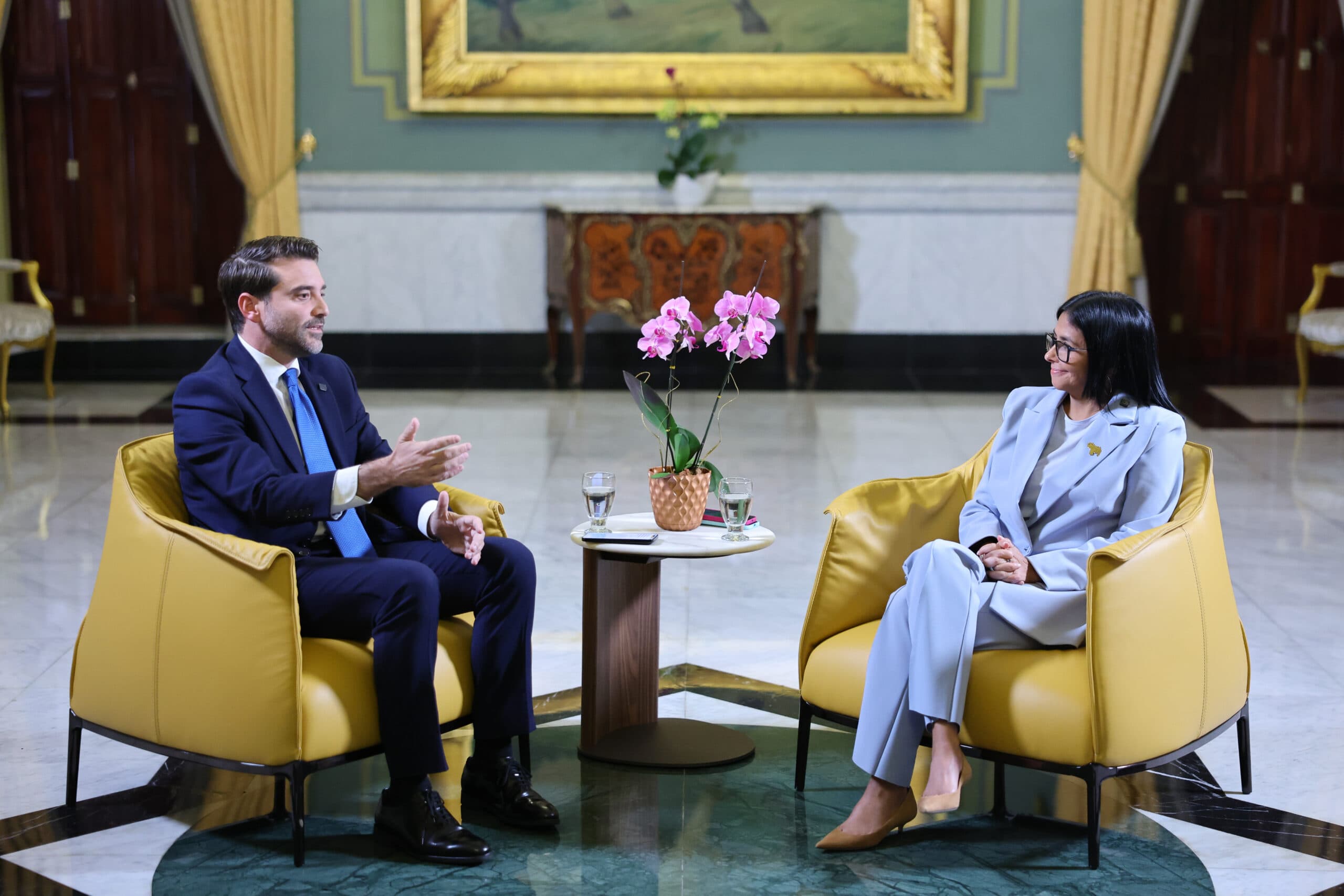 Delcy Rodríguez anuncia un ambicioso plan eléctrico para Venezuela