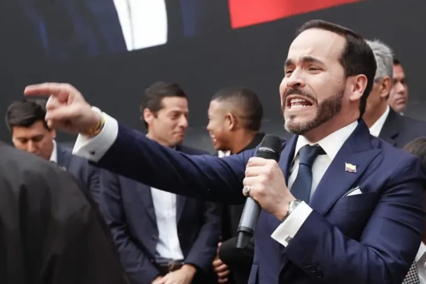 Abelardo de la Espriella: Su Movimiento se Convierten en Partido Político