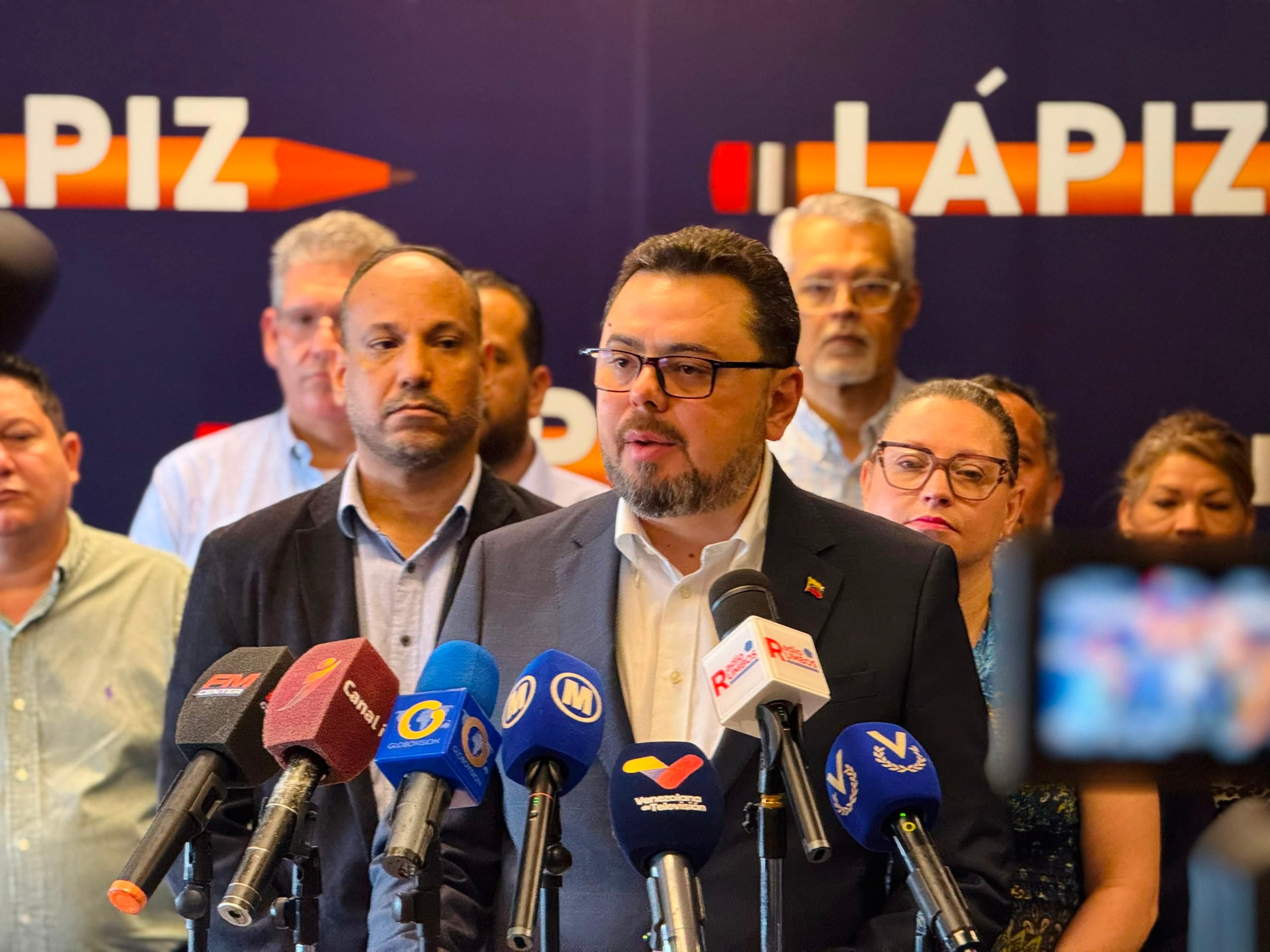 Ecarri: La reconstrucción es clave en la transición venezolana