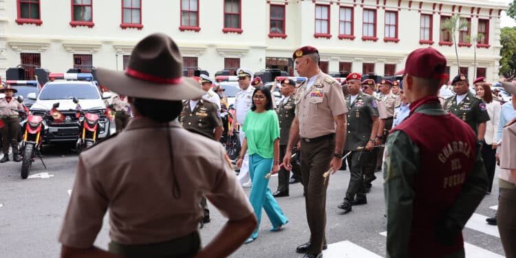 Militares reafirmaron lealtad a Delcy Rodríguez y la soberanía venezolana