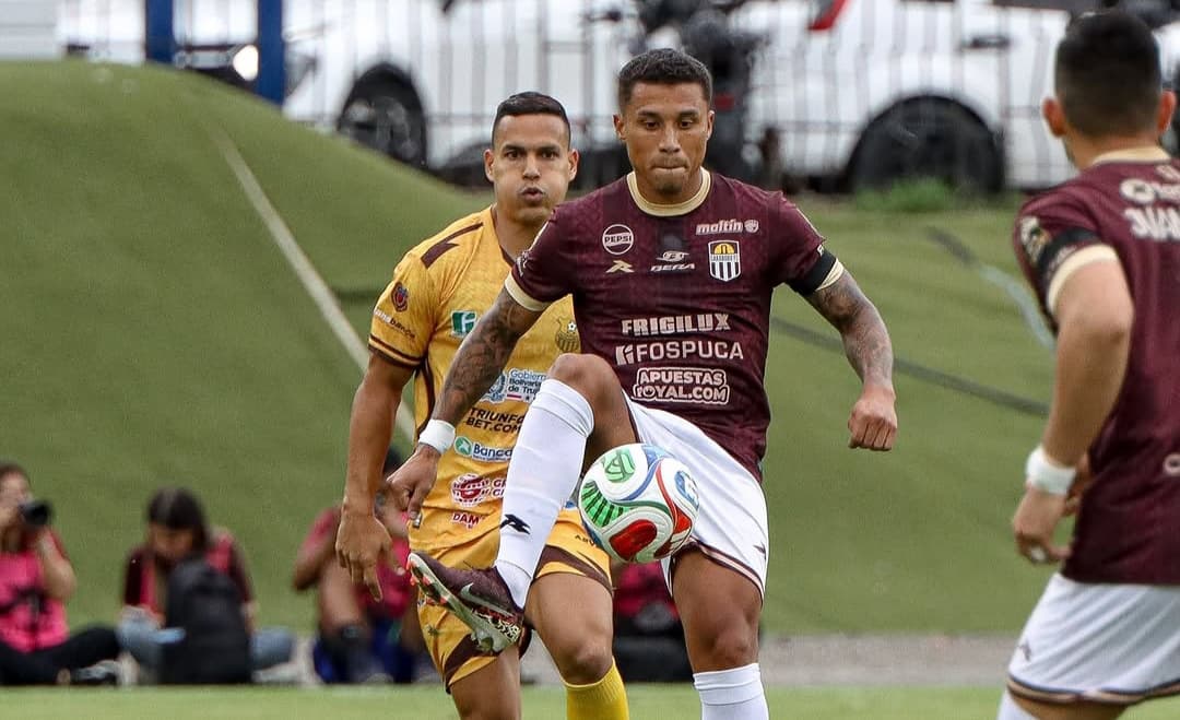 Táchira, UCV y Carabobo brillan en el inicio del Torneo Clausura 2025