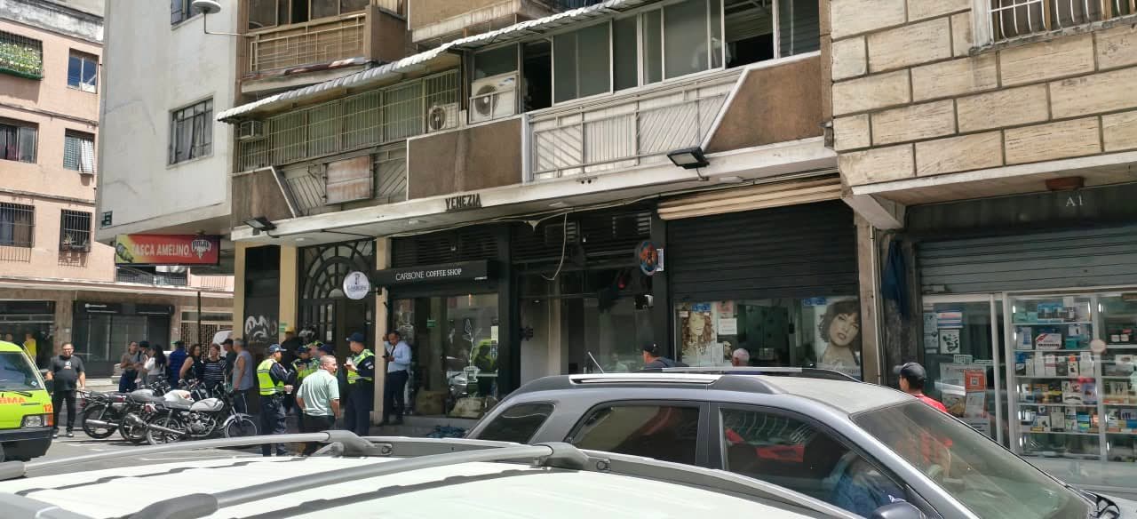 Explosión de bombona de gas deja un herido en Chacao