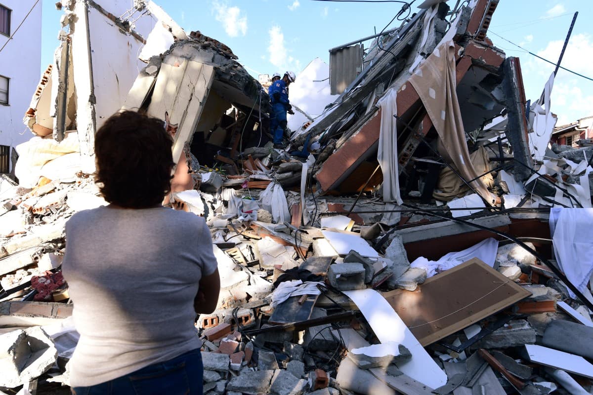 Colombia Declara Duelo Nacional de Tres Días por Víctimas del Terremoto