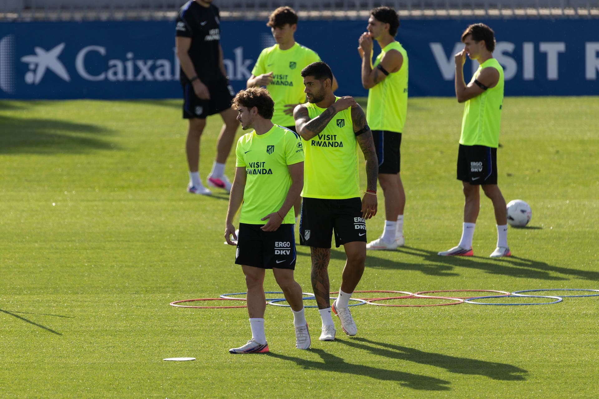 Julián Álvarez en el Atlético: Convocado para el duelo ante Bilbao