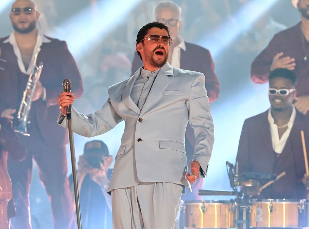 Bad Bunny Brilla en los Emmys: Primer Premio para el Icono Boricua