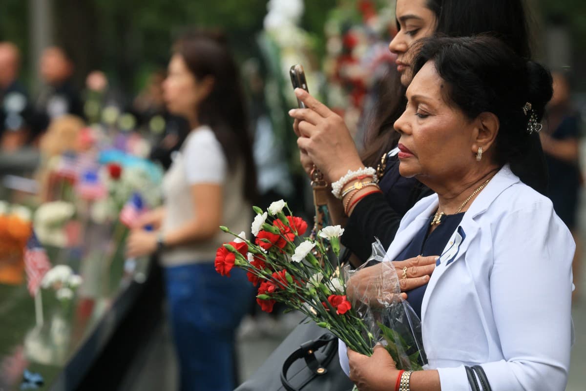 Nueva York Rinde Homenaje al 11 de Septiembre sin Donald Trump
