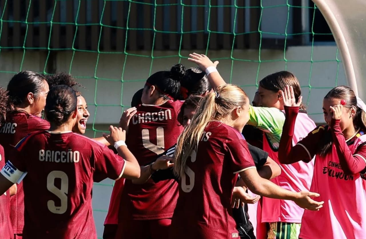 La Vinotinto Femenina Sub-15 Empieza con Éxito en la Liga Evolución