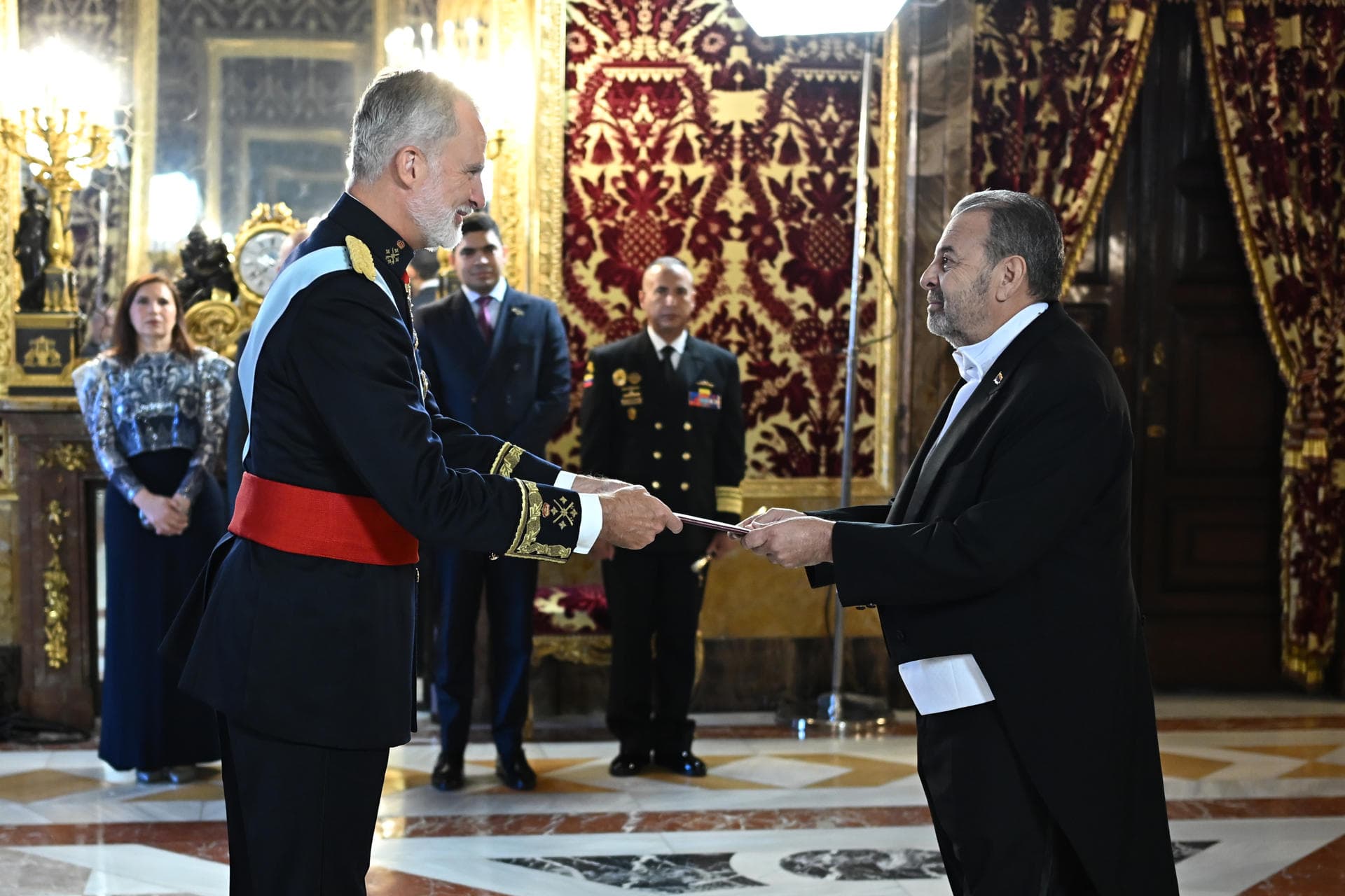 Timoteo Zambrano asume como embajador de Venezuela en España