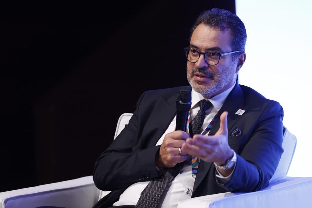 La democracia en peligro: IDEA Internacional revela alarmantes retrocesos