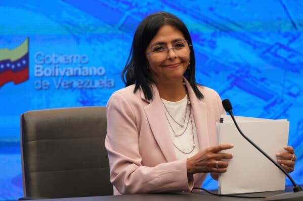 España impulsará el levantamiento de sanciones a Delcy Rodríguez tras ley de amnistía
