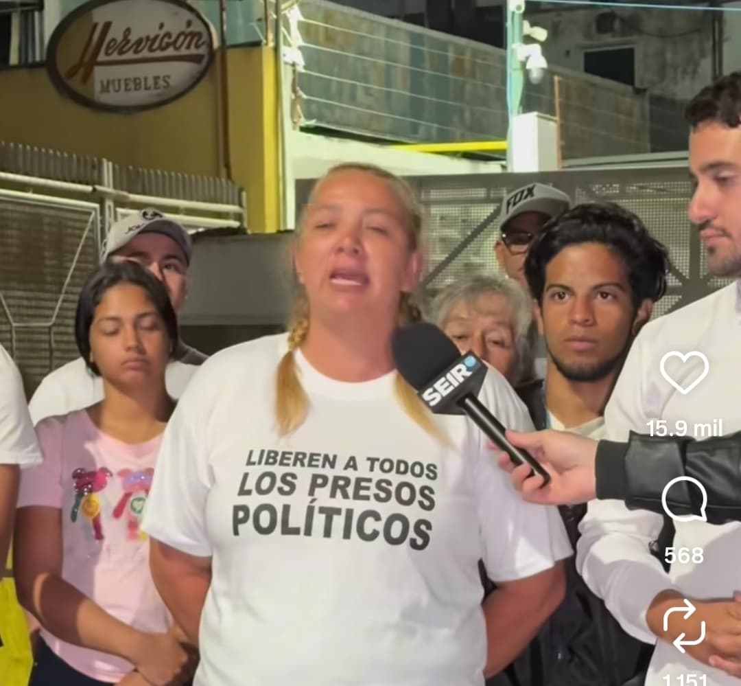 Familiares de presos políticos rechazan visita de Jorge Rodríguez en Caracas