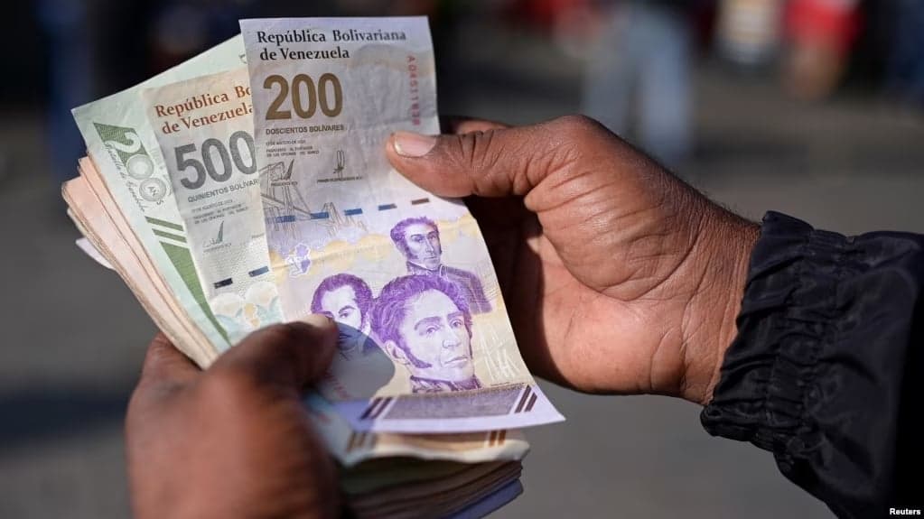Federación de Empleados Públicos propone salario mínimo de 200 dólares