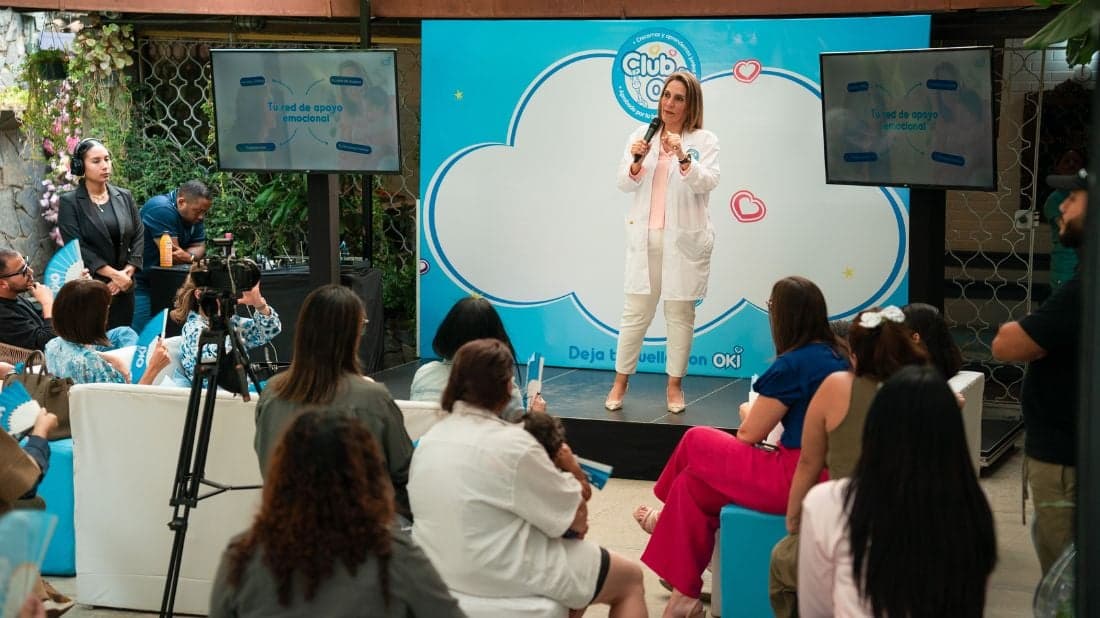 Club Oki aborda la salud mental en el postparto: una conversación necesaria