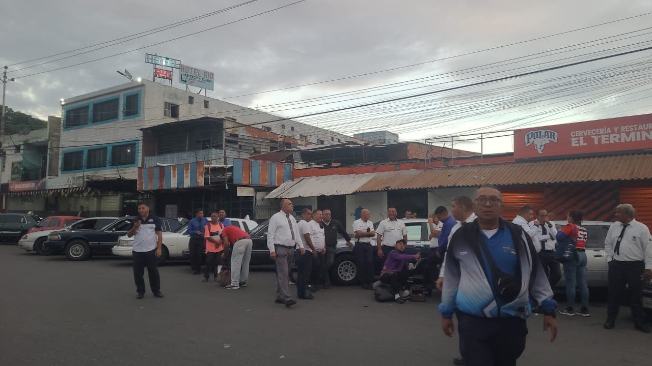 Transportistas de Barquisimeto protestan por control del transporte informal