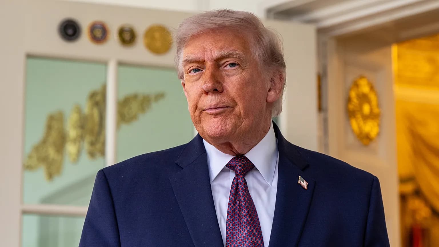 Caída de Popularidad de Trump entre Venezolanos: Un Desplome del 70,6%