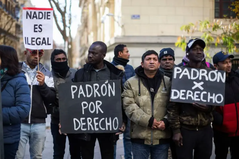 España Regulariza a Migrantes: ¿Qué Implica para la Comunidad Venezolana?
