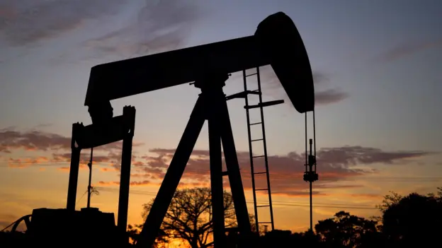 Crisis del petróleo: Venezuela sufre en un mercado geopolítico volátil